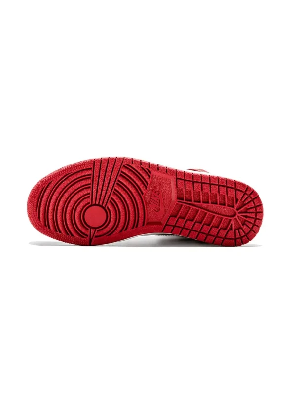 Air Jordan 1 "Chicago" - Image 2