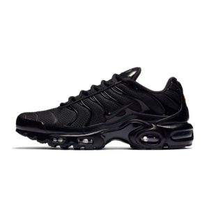 Air Max Plus Tripple Black